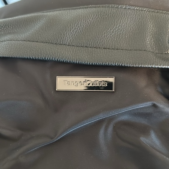 Brand new Tanger Outlets Backpack purse. Black. Never used - Picture 3 of 6
